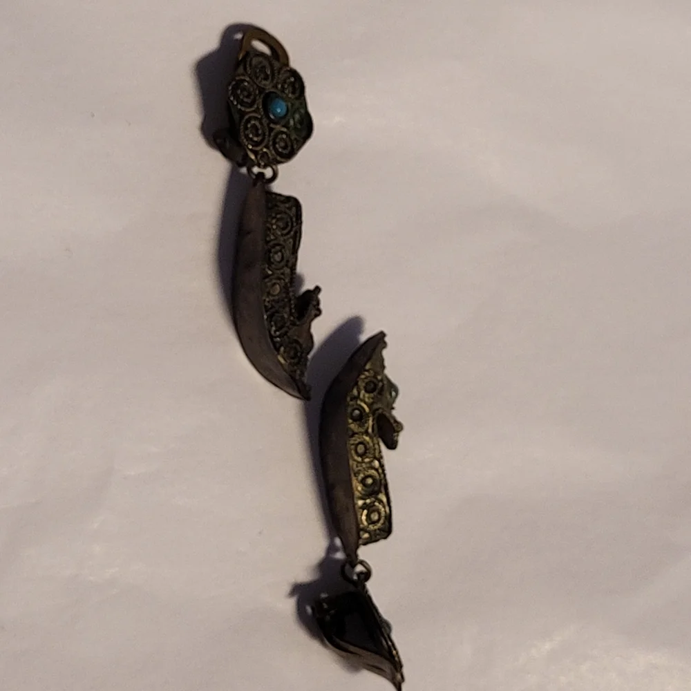 Vintage silver tone Persian Slipper clip on Earrings PRICE REDUCED!! - Picture 9 of 9
